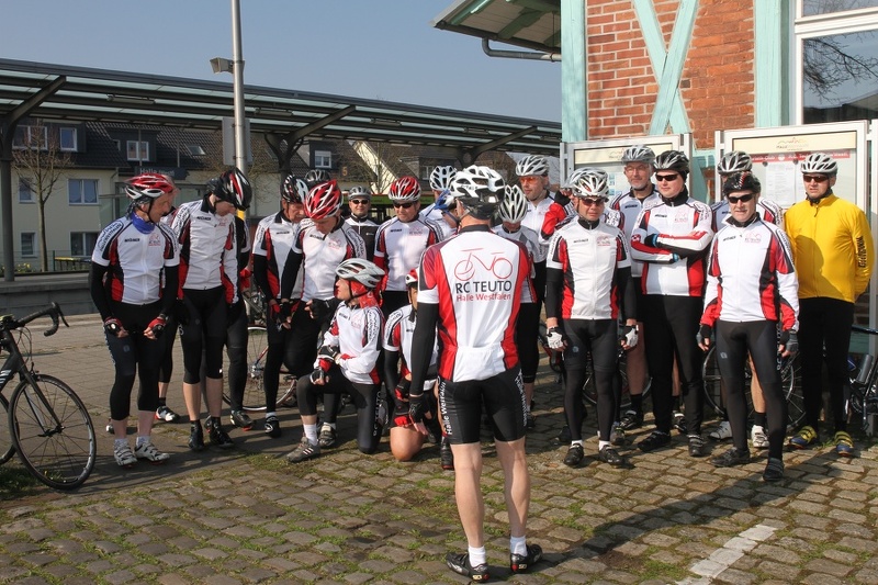 2014_3_29_RC_Teuto_Einrollen02.JPG